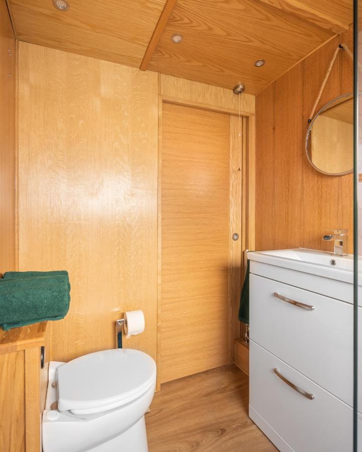 Edinburgh - Houseboats Hotel Exterior foto